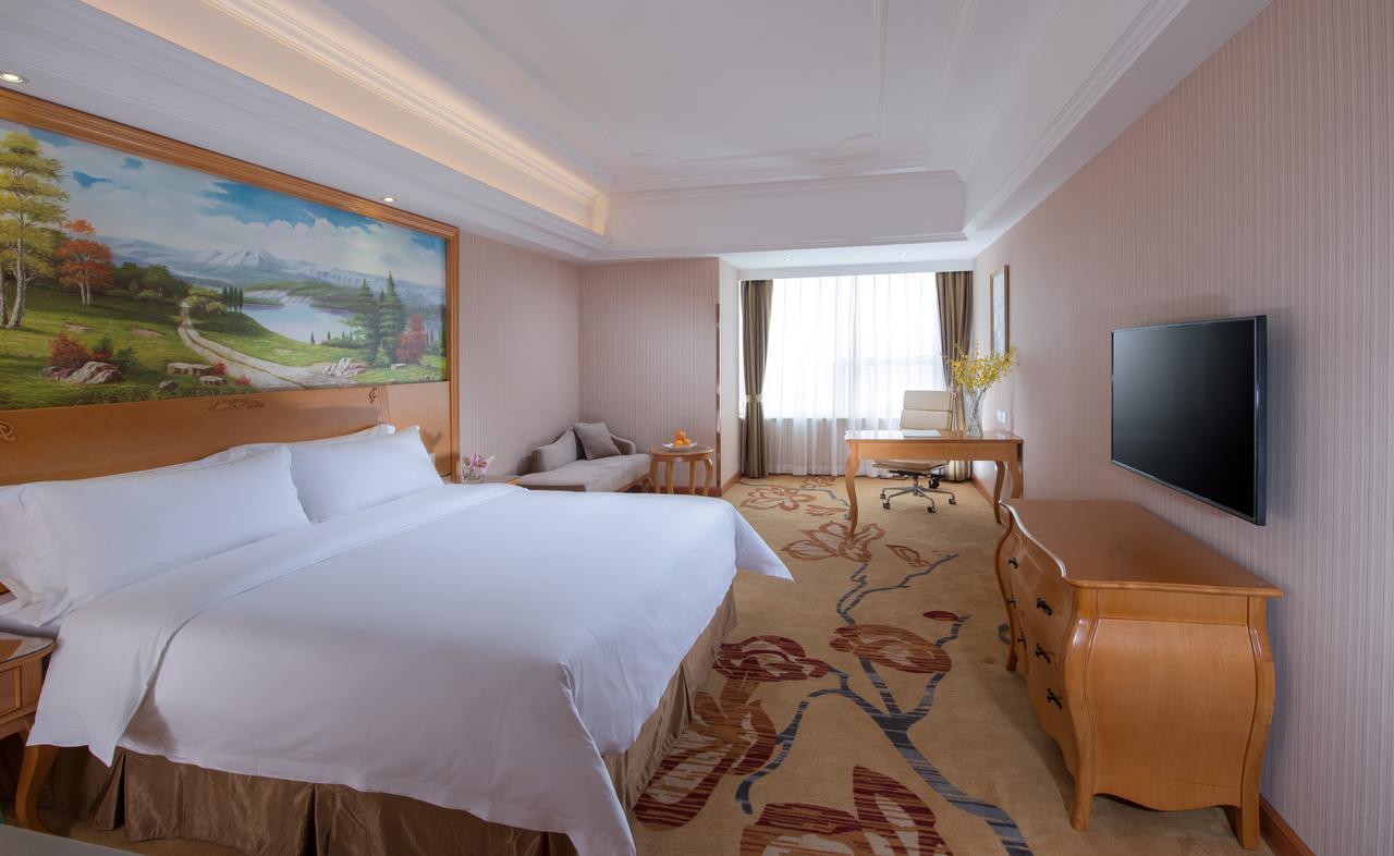 Vienna Hotel Shenzhen Bantian Vanke Zone 5 Exterior foto